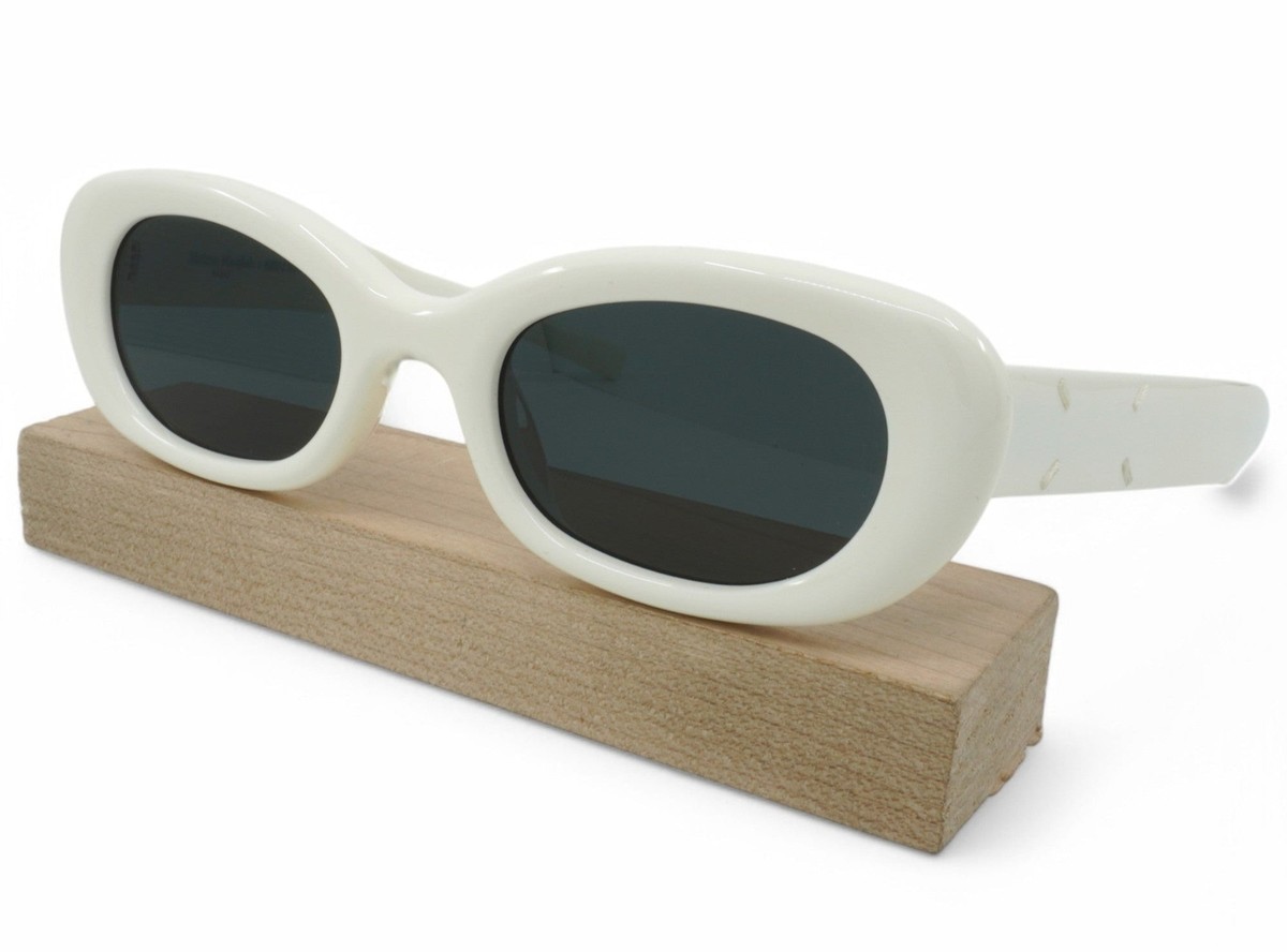 MM004-W2] Unisex Maison Margiela x Gentle Monster Butterfly