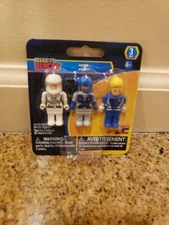 Make-It Blocks SPACE Figures New, 6+. Set Of 3 Figures 