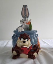 Bugs Bunny and Taz Cauldron cookie jar- Looney Tunes-Warner Brothers- 1998 