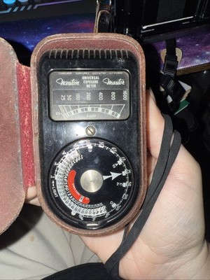 Weston Master Universal Exposure Light Meter Model 715 Emulsion Speeds