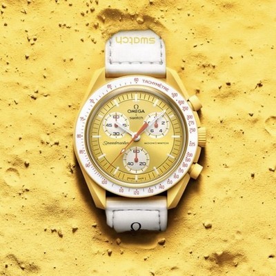 Omega Moonswatch Mission to the Sun Speedmaster Gelb Neu aus Japan