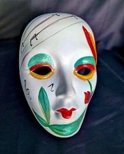 VTG Mardi Gras Ceramic Mask Green Red Yellow Musical Theme 7.5 x 5 Wall Hanging