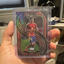 Panini 2024-25 Select FIFA Lamine Yamal Mezzanine #190 Spain Soccer Card