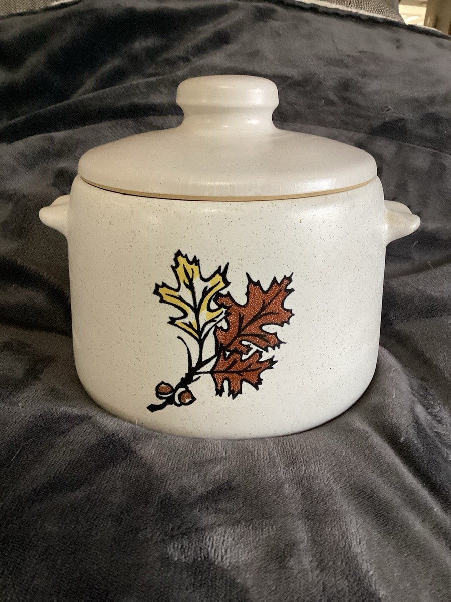Vintage West Bend Bean Pot Stoneware Oak Leaves Acorns Crock Chili