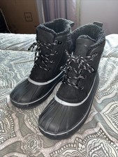 Boy's Black Lands' End Snow Flurry Insulated Winter Boots Boys, Size 7