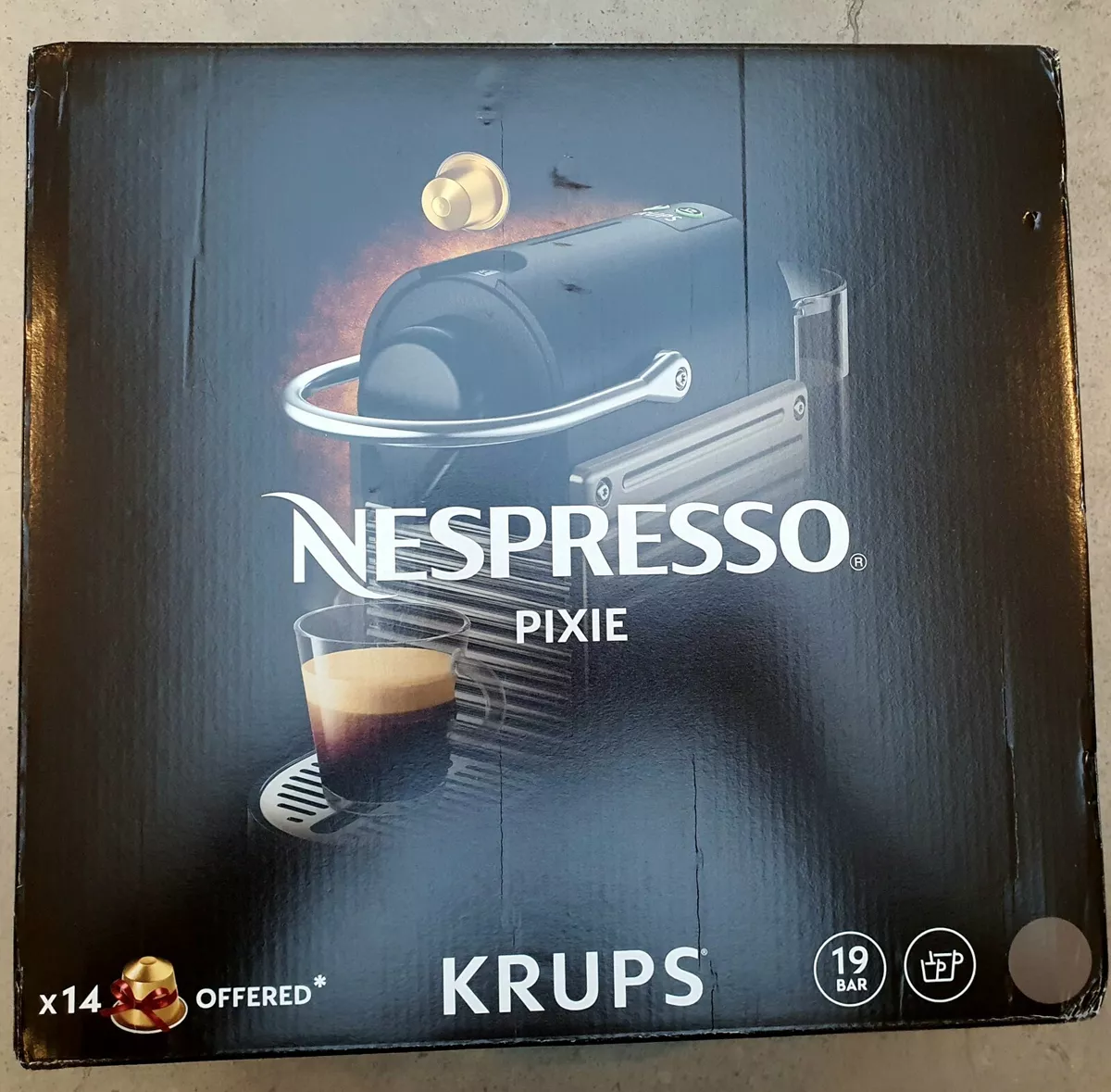 Machine à café Nespresso Pixie Cuir