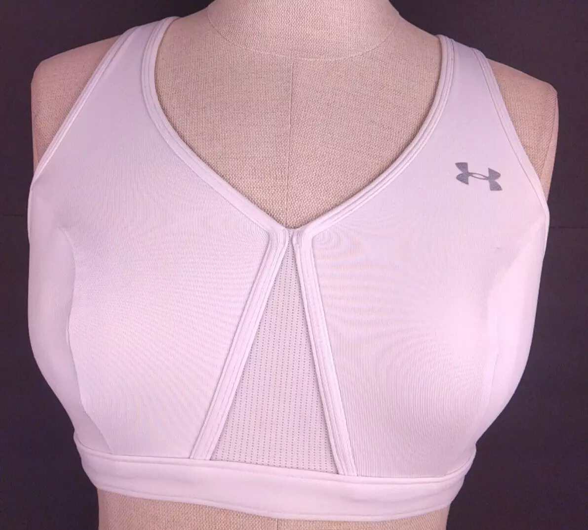 Under Armour RN 96510 White Nylon Pullover Wireless Sports Bra Size SM (1)