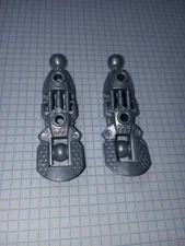 2 Lego 53548 Bionicle Leg Lower Section Toa Inika in Pearl Light Gray WYSIWYG