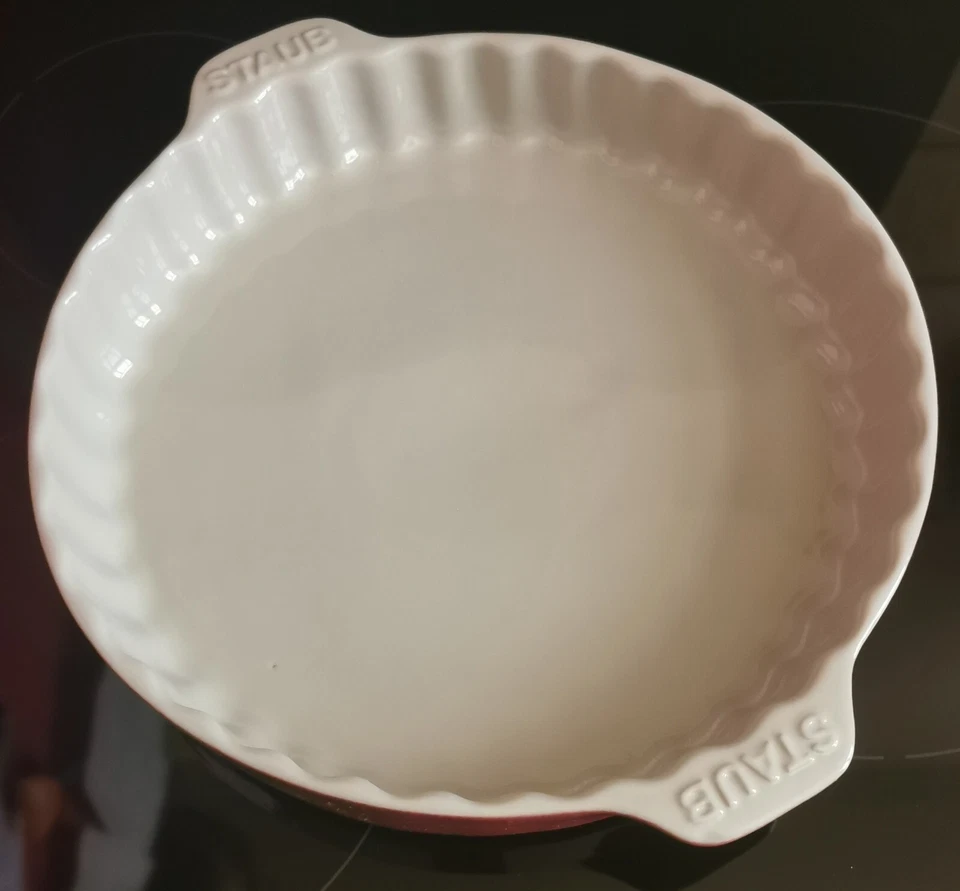 Plat-moule à tarte STAUB céramique émaillée rouge avec 8 ramequins - Photo 2/4