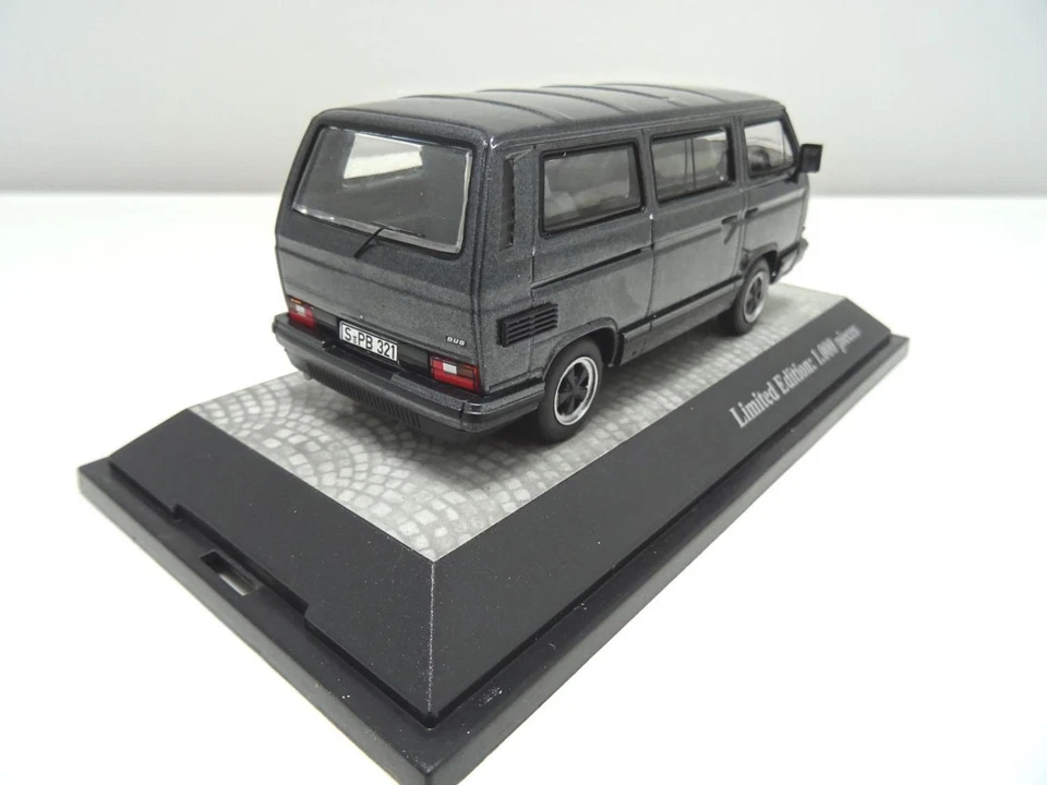 Volkswagen VW T3 B32 (Porsche) Modellino Grigio 1:43 Premium Classixxs 13025 - Immagine 4 di 4