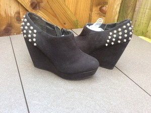 new look black wedge boots