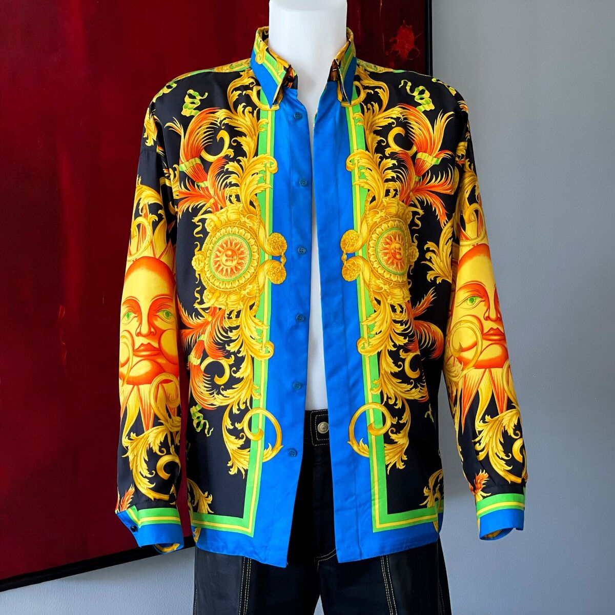 GIANNI VERSACE silk shirt Baroque & Sun print size 46 S/S GIANNI VERSACE silk shirt Baroque & Sun print size 46 S/S