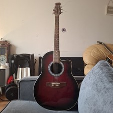 MARTIN SMITH BOWL BACK SEMI ACOUSTIC RIGJT HANDED GUITAR