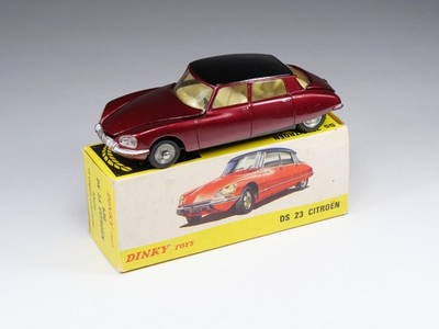 DINKY TOYS FRANCE (SPAIN) - 530 - Citroen DS 23 - In box