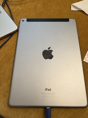 Apple iPad Air 2 16GB 9.7in Wi-Fi + Cellular  Silver Tablet iOS Touchscreen Used