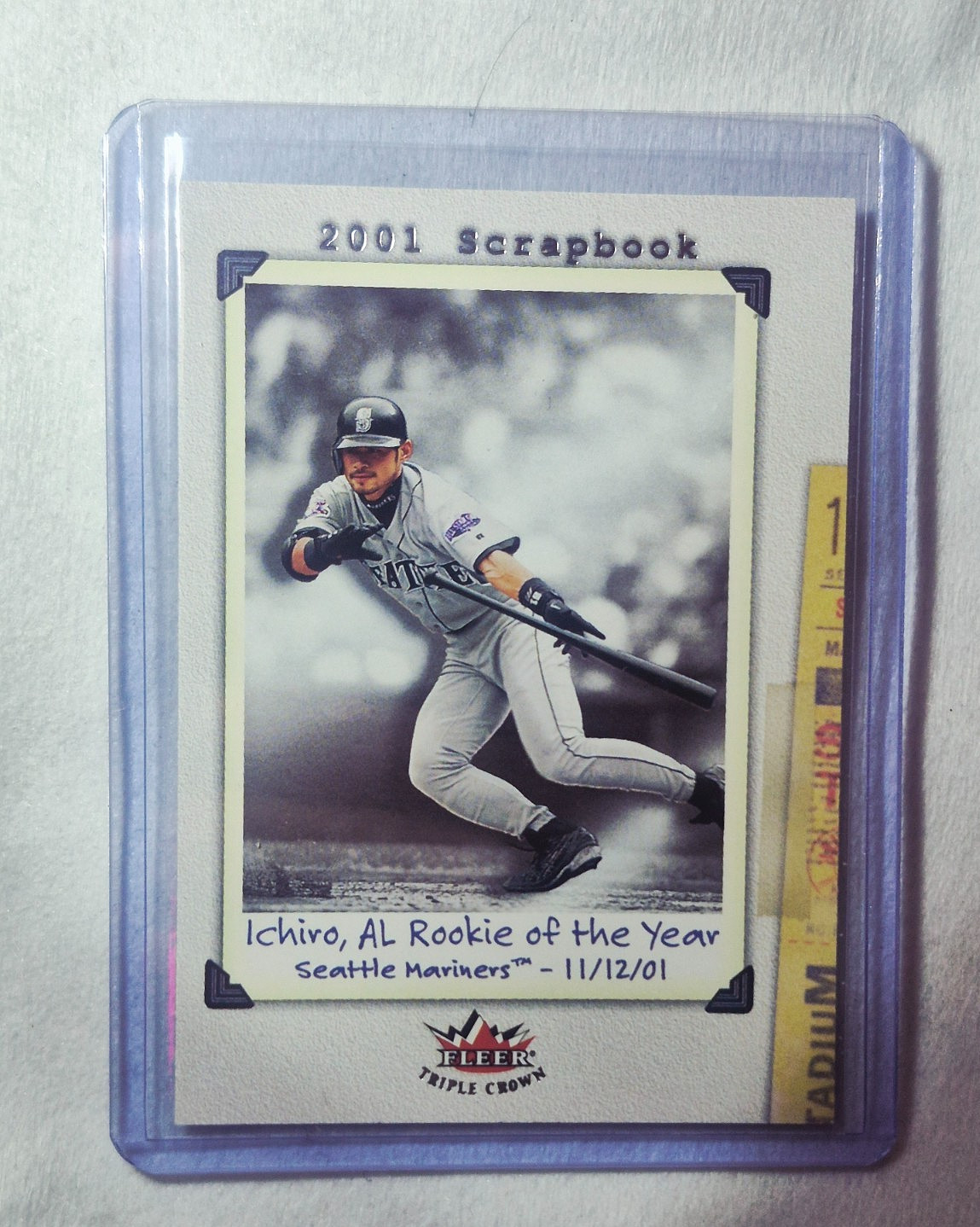 2001 Fleer Triple Crown #245 Ichiro Suzuki OF Seattle Mariners AL Rookie Card NM