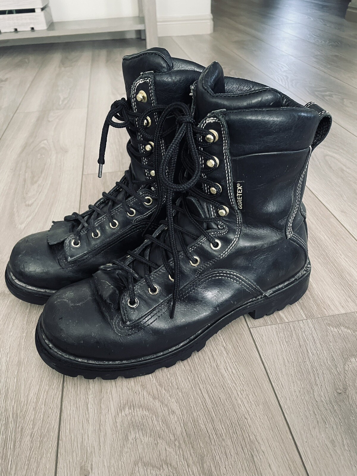 's Size  9,5