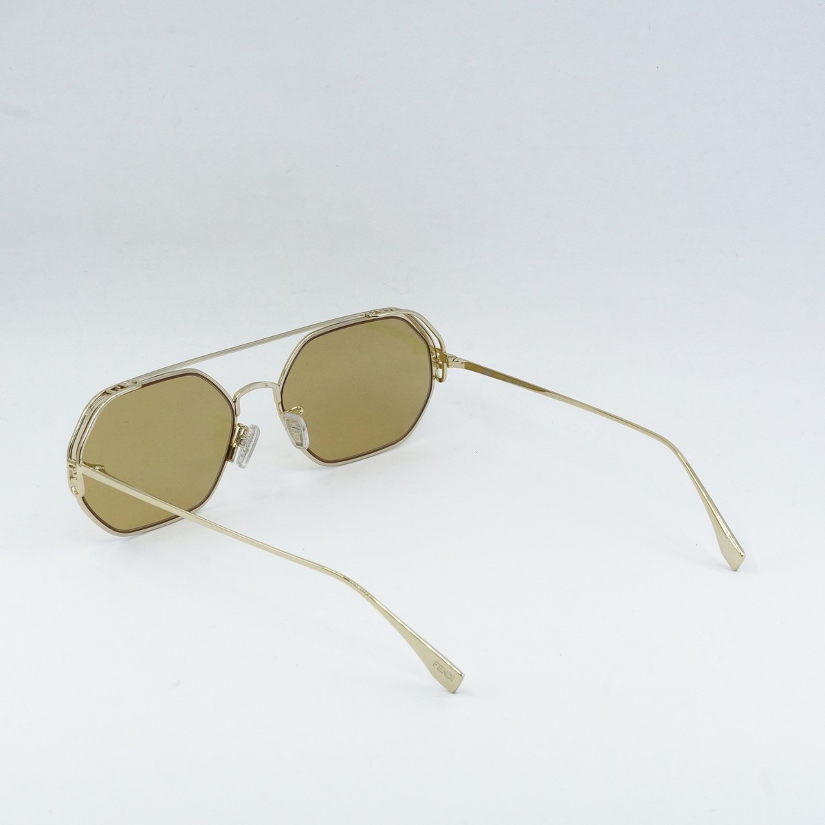 Fendi FE40039U 10L Sunglasses Gold Geometric Frame, Yellow Mirror Lenses Fendi Geometric Gold-Tone Metal Sunglasses Mirrored Lenses main image 4