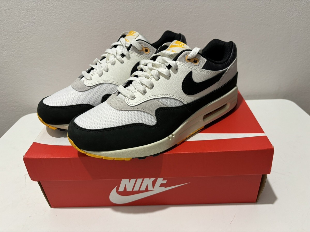 US9M Nike Air Max 1- Athletic Department Light Bone/black