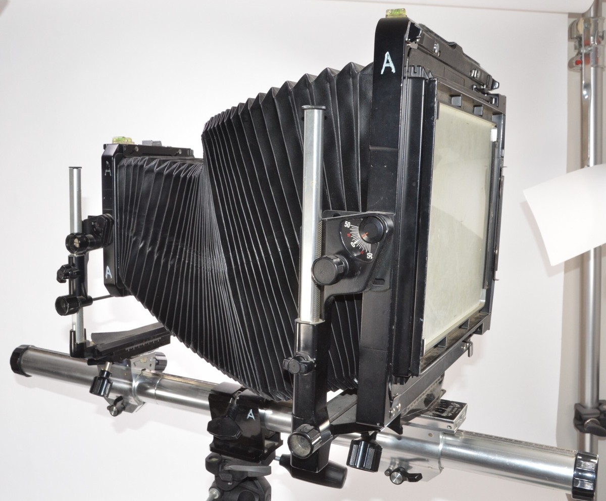 Toyo View 810 G 8x10 Large format rail camera, bellows some leaks