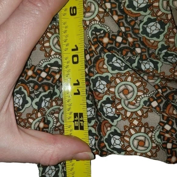 Shorts geométrico tribal Forever 21 Highrise tamanho XS - Imagem 4 de 4