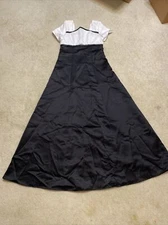 Southeastern Performance Black/ White Chorale Dress (School Concerts) Youth 10