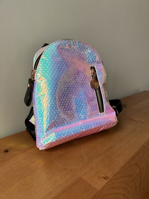 Typo Mini glänzend reflektierender Regenbogenrucksack 2017 Rave Club