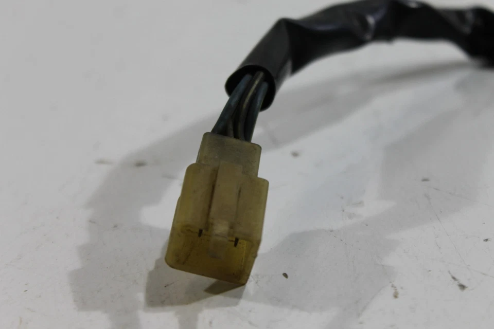 DISPOSITIVO DE ILUMINACIÓN DE RESERVA KAWASAKI GPZ550 12V 337-11722 Foto 2 de 4