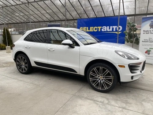 2017 Porsche Macan AWD Clean Carfax just 51k miles