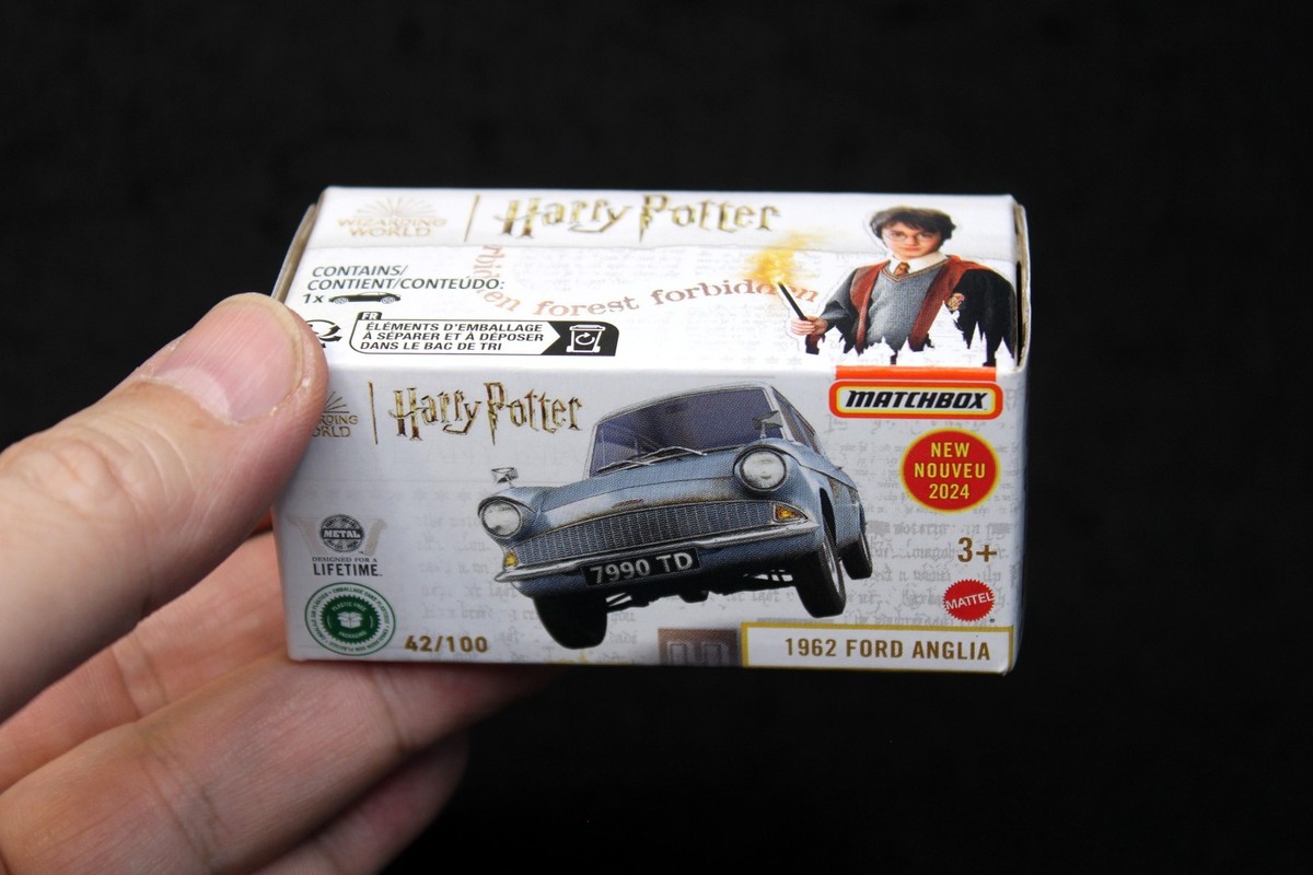 Matchbox Harry Potter Themed 1962 Ford Anglia The Flying Car by