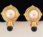 Vintage Signed KJL Kenneth Jay Lane Classic White Pearl Clip Earrings Free Ship  — photo 1