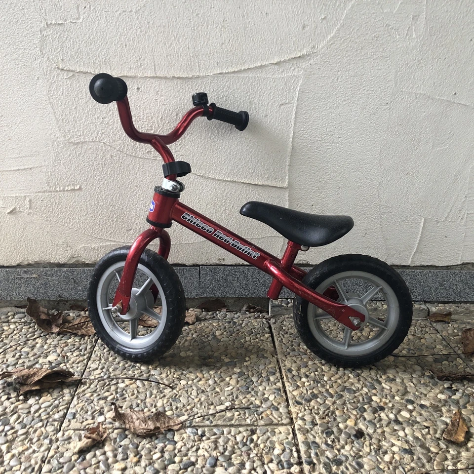 Laufrad Chicco Dunkelrot