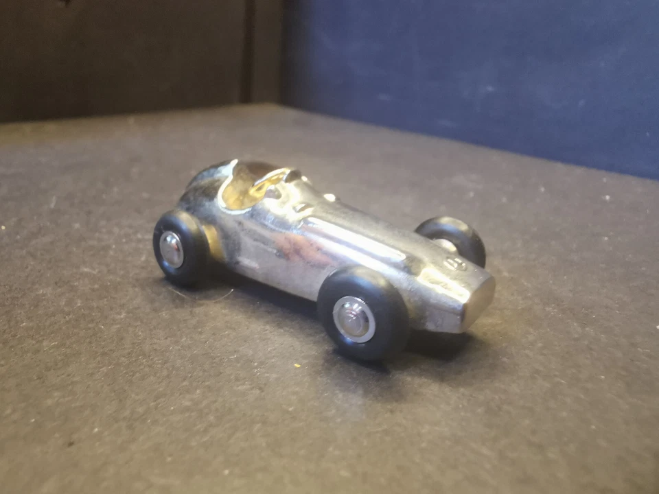 Schuco Piccolo 702 F1 Mercedes 2,5 versilbert argentato 1/87 1/90 pre - Immagine 2 di 4