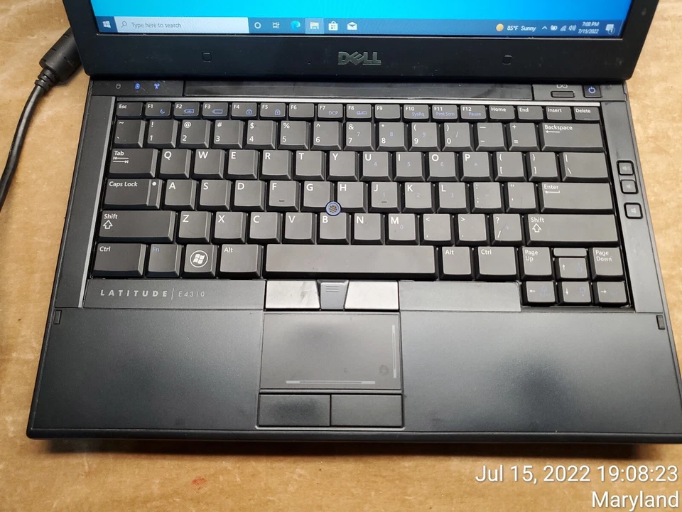 Dell Latitude E4310 Core i5 M560 2,67 GHz 8 GB 500,13,3" con cargador leer Foto 2 de 4