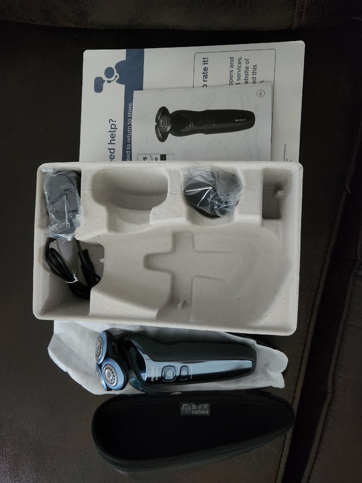 Philips Norelco Shaver 6820