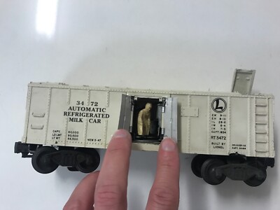 LIONEL VINTAGE 3472 AUTOMATIC REFRIGERATED MILK CAR TRAIN CAR