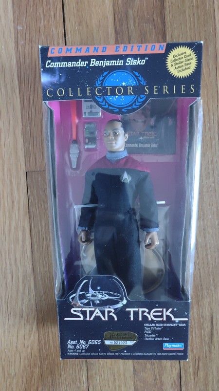 Playmates Toys Star Trek Commander Benjamin Sisko Deep Space Nine 9" Figure 