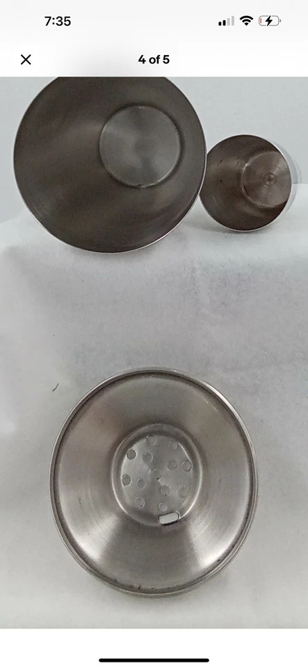 Coctelera Martini de acero inoxidable con jigger y taza medidora de tiro Foto 4 de 4