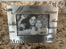 NIB: FETCO Intern'l Pewter Mother Mom Picture Frame Photo Sized 3 3/8- 4 3/4"