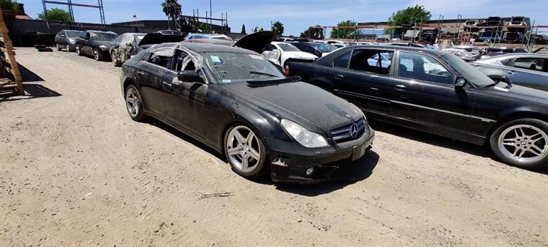 BLK DECKLID TAILGATE 2007-2011 MERCEDES-BENZ CLS550 - Image 3 of 4