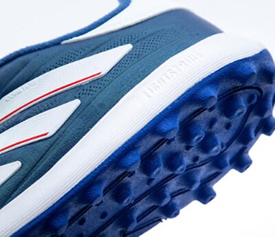 adidas フットボールシューズ IE4904 270 adidas フットボールシューズ IE4904 270