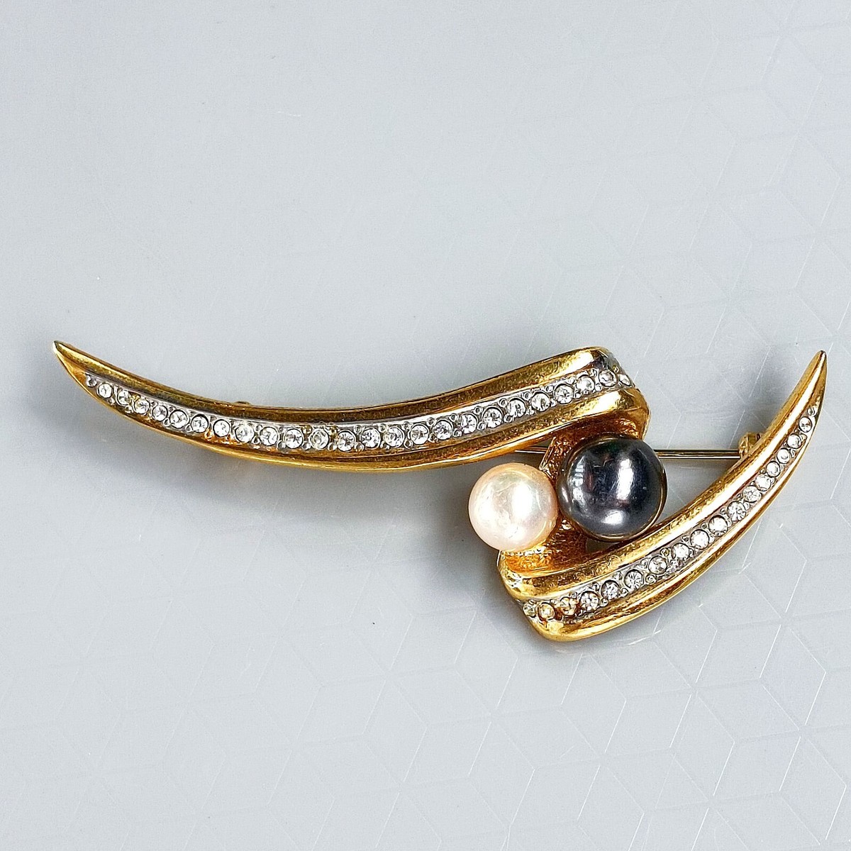 Balmain Paris Vintage Gold Tone Brooch With Faux Pearls