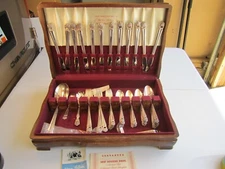 VTG 1847 Rogers Brothers Eternally Yours Silver Plated Flatware 65 Pc Set & Case