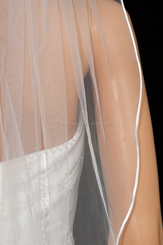 1T White Bridal Elbow Length Rattail Edge Wedding Veil - Picture 4 of 5