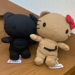 black hello kitty plush
