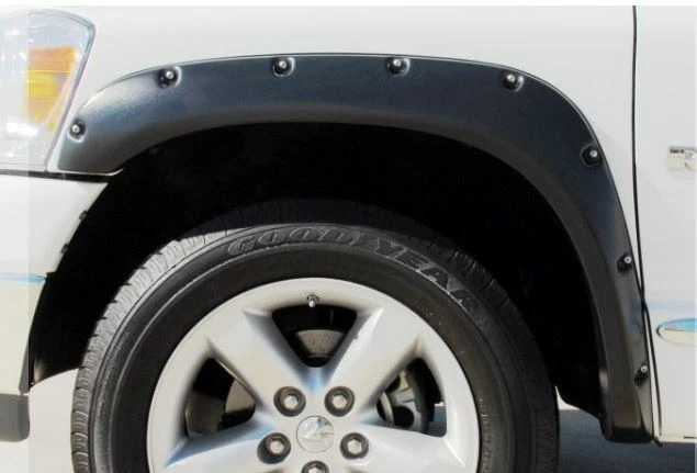 Комплект расширителей крыла Elite Series черные заклепки подходят для Dodge Ram 2500 3500 2010-2018 годов выпуска - Изображение 3 из 4