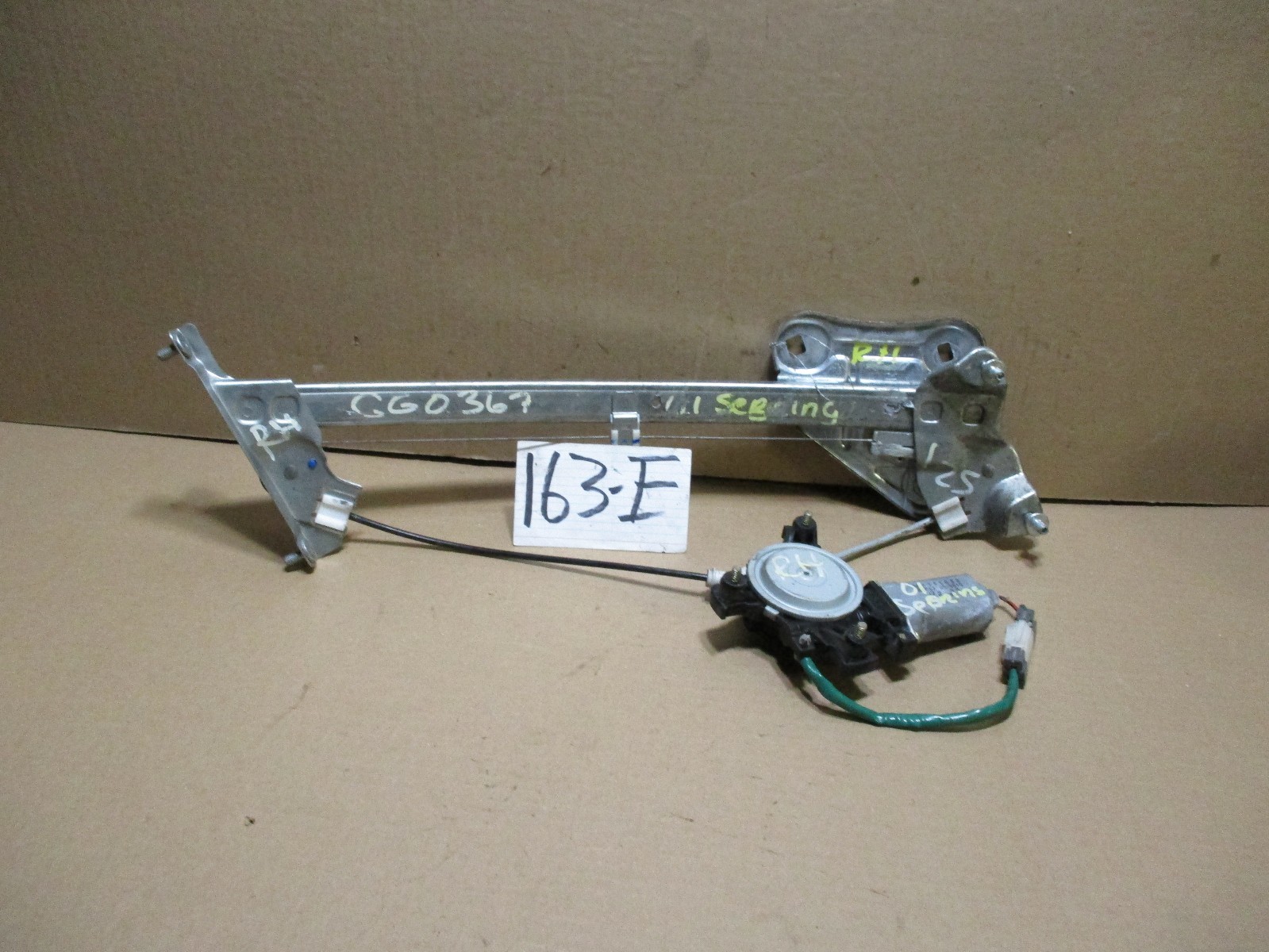 2001- 2005 Sebring 2 Door Coupe FRONT PASSENGER Window Regulator W/ Motor #163-E