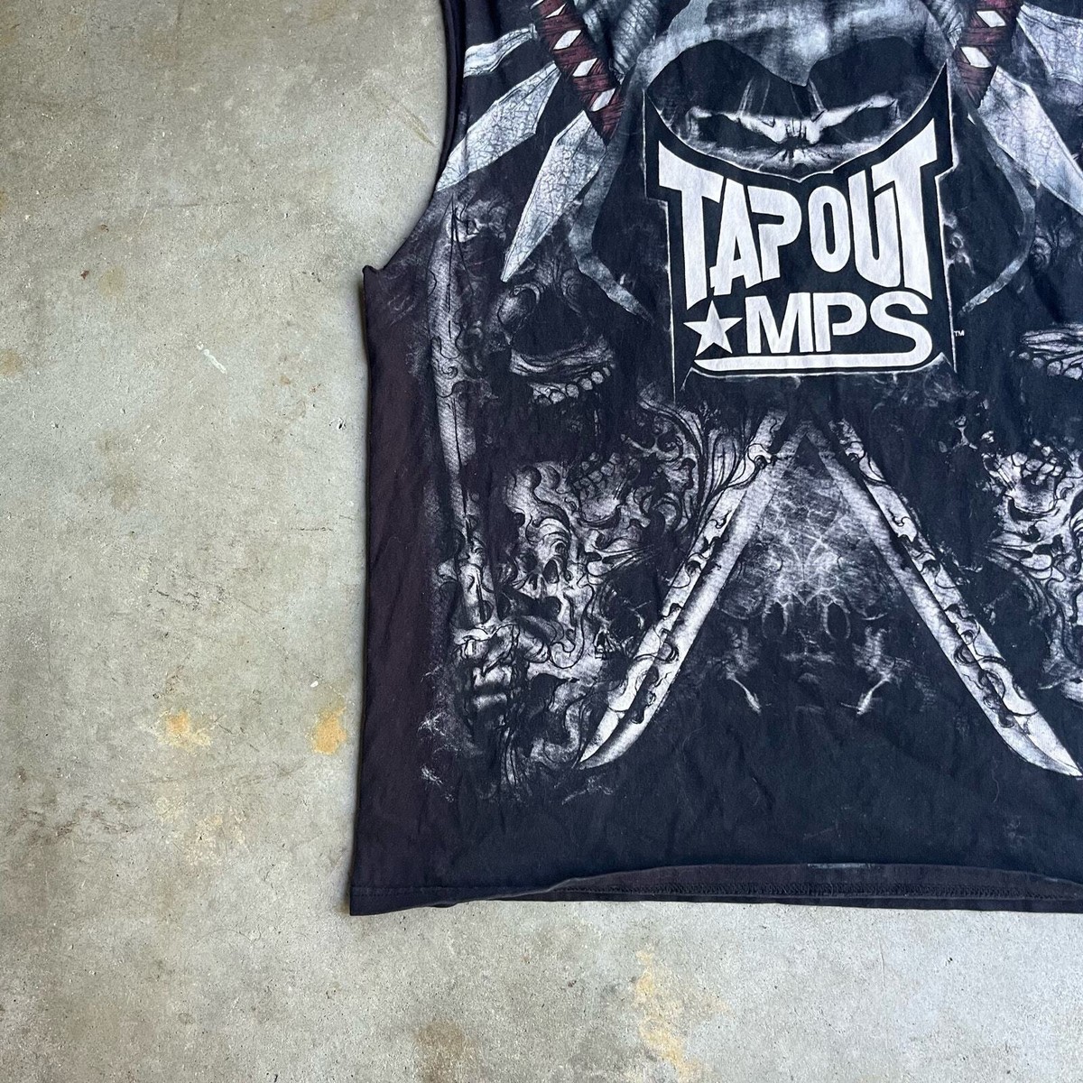 y2k 2000s tapout mps mallgoth mma skull gothic edgy design y2k 2000s tapout mps mallgoth mma skull gothic edgy design