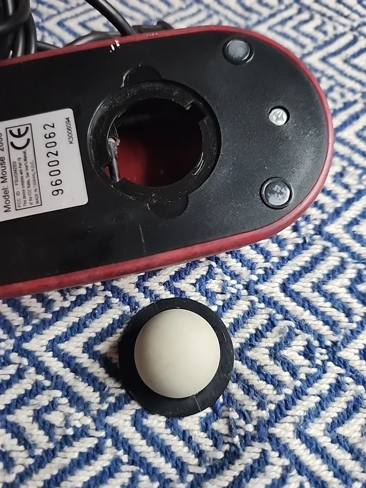 Ratón rojo Genius PS/2 vintage Foto 3 de 3