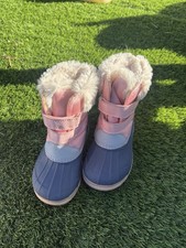 OshKosh B'gosh Toddler Winter Boots Size 9 kids